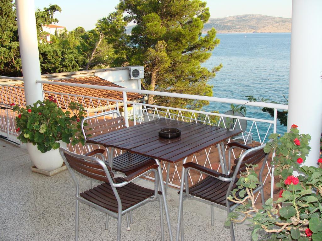 Apartment Buco Starigrad Paklenica Room photo